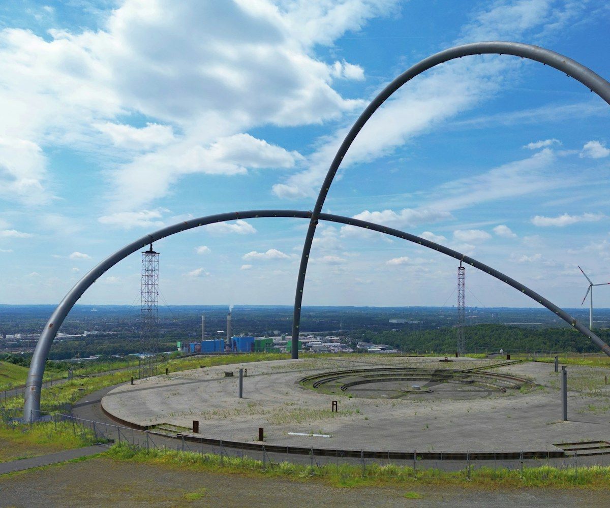 Horizontobservatorium auf der Halde Hoheward mit Blick über das Ruhrgebiet